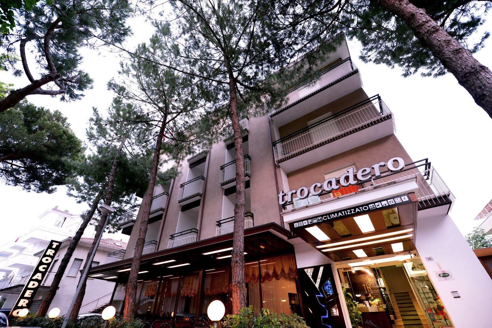 Hotel Trocadero Riccione Esterno foto